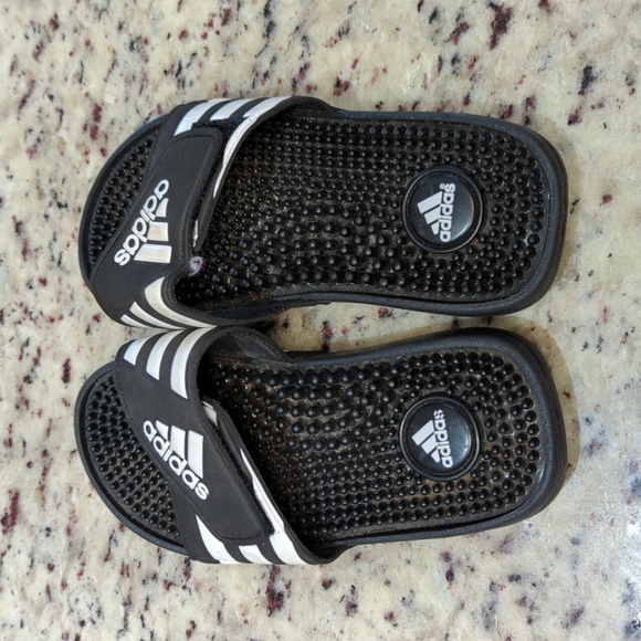 Adidas slides Size 2 - Picture 4 of 5
